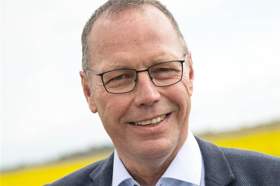 Obersielrichter Reinhard Behrends mahnt, es müsse neben der Instandsetzung von Schöpfwerken mehr Geld geben, um das Entwässerungssystem grundsätzlich für die Klimawandelfolgen anzupassen. Sina Schuldt/dpa