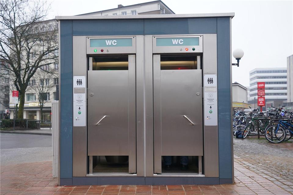 Öffentliche Toiletten könnten in den nächsten Tagen geschlossen bleiben. (Archivbild)Marcus Brandt/dpa