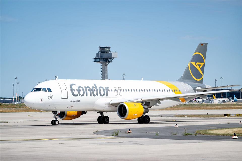 Offen für Partner aus anderen Regionen: Condor. (Archivbild)Fabian Sommer/dpa