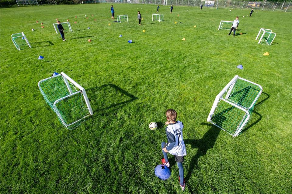 Ohne Leistungsdruck zum Erfolg: Eltern sollten darauf achten, dass Freizeitaktivitäten Freude bereiten und nicht zu Stress führen.picture alliance/dpa/dpa-Zentralbild