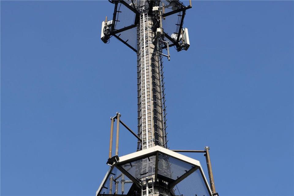 Ohne Masten wäre ein flächendeckender Mobilfunkempfang schwierig.Bernd Wüstneck/dpa