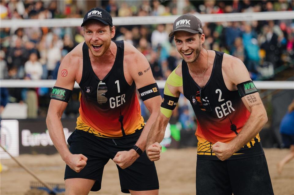 Ohne Mühe bei der WM in die K.o.-Runde: Nils Ehlers (l) und Clemens Wickler (Archivbild)Marius Becker/dpa