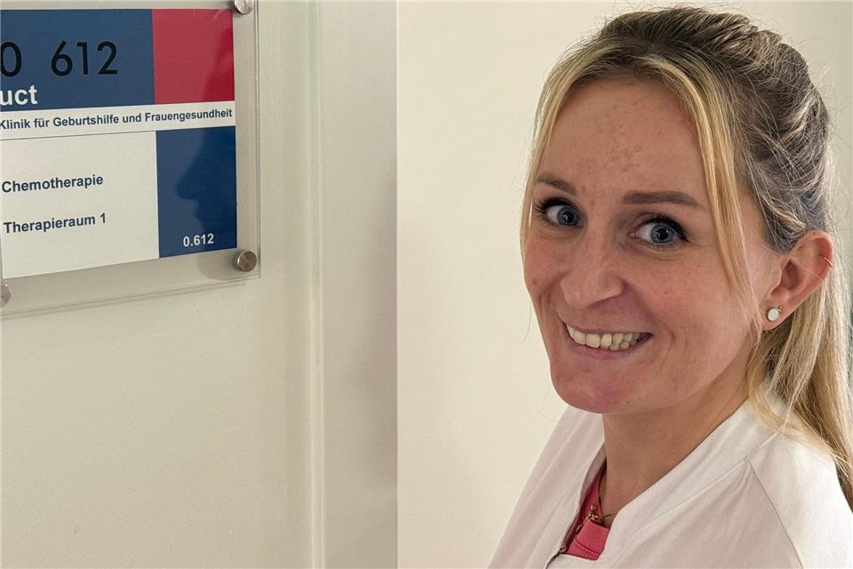 „Ohne Zeit kann ich nicht pflegen“, sagt Katharina Roos. Christian Schultz/dpa /dpa