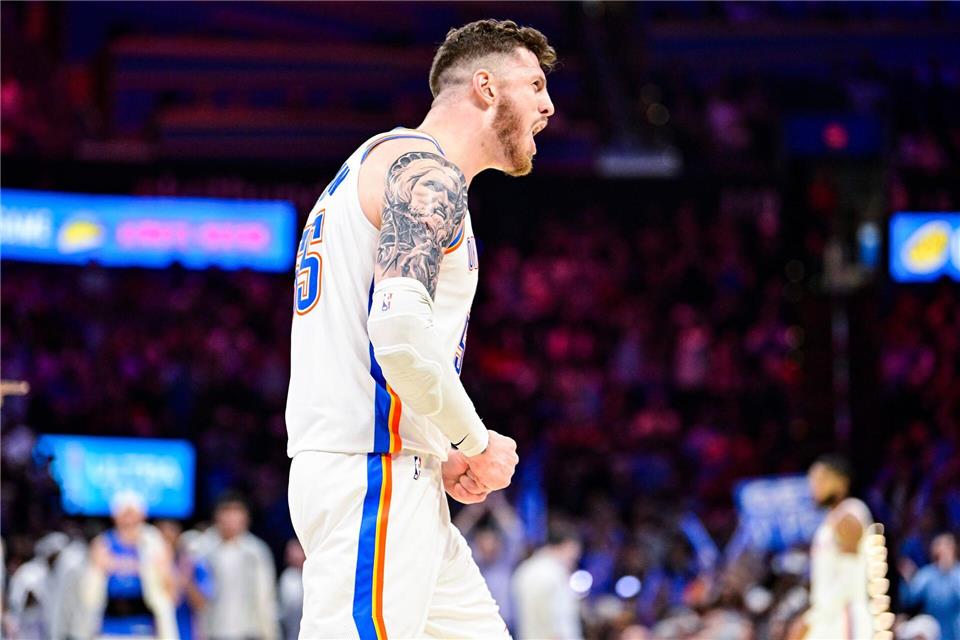 Oklahomas Center Isaiah Hartenstein lieferte unter den Körben ein starkes Spiel ab.Gerald Leong/AP/dpa