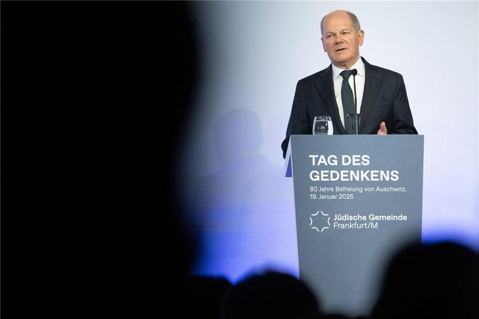 Olaf Scholz (SPD) sieht das Internet und soziale Medien als Gefahr für Jüdinnen und Juden im realen Leben. Boris Roessler/dpa