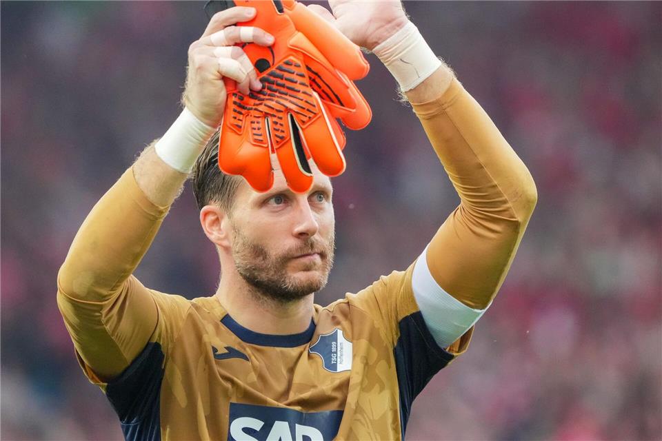 Oliver Baumann darf in Mainz mit Sonderapplaus rechnen. (Archivfoto) Soeren Stache/dpa