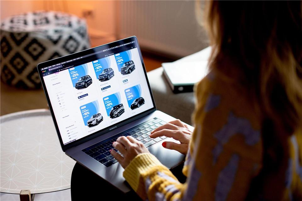 Online-Autokauf: Ein sicherer Zahlungsprozess kann vor Betrug und Fehlkäufen schützen.picture alliance/dpa/dpa-tmn