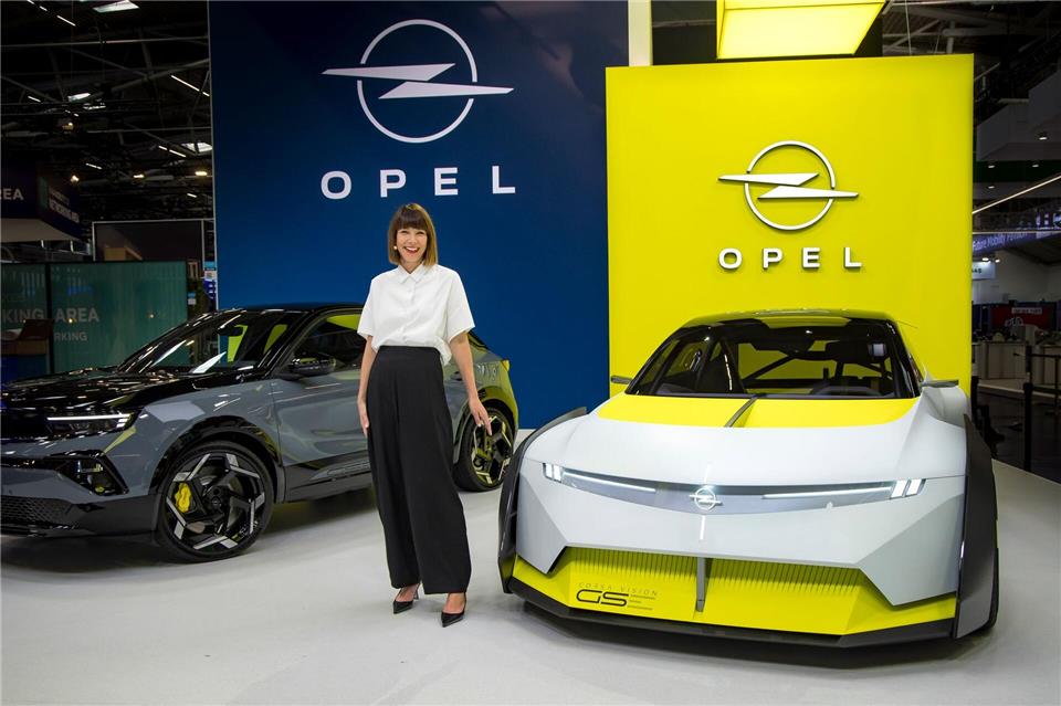 Opel stimmt auf die Zukunft des Corsa ein und zeigt ein entsprechendes GSE-Konzept mit 800 PS.Opel Automobile GmbH/dpa-tmn