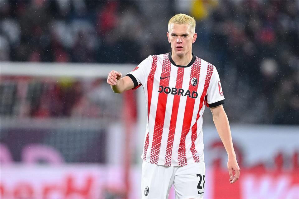 Organisator und Stabilisator: Matthias Ginter gibt die Richtung vor. (Archivbild)Harry Langer/dpa