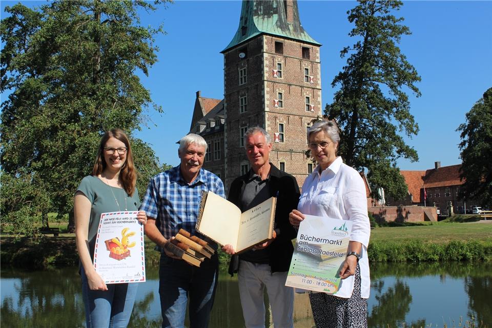 Organisieren den Markt (von links): Stephanie Grohn, Hans Brune, Rainer Heeke und Diana Brömmel.