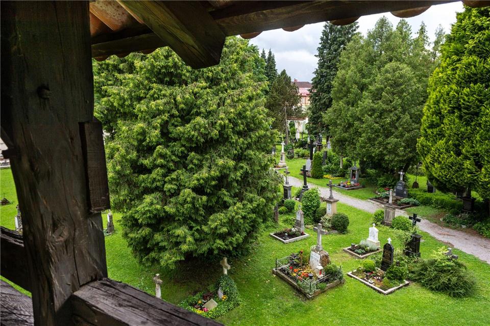 Ort des ewigen Schlafes: Der Friedhof St. Sebastian in Füssen ist Station von meditativen Stadtrundgängen.Andreas Hub/Füssen Tourismus und Marketing/dpa-tmn