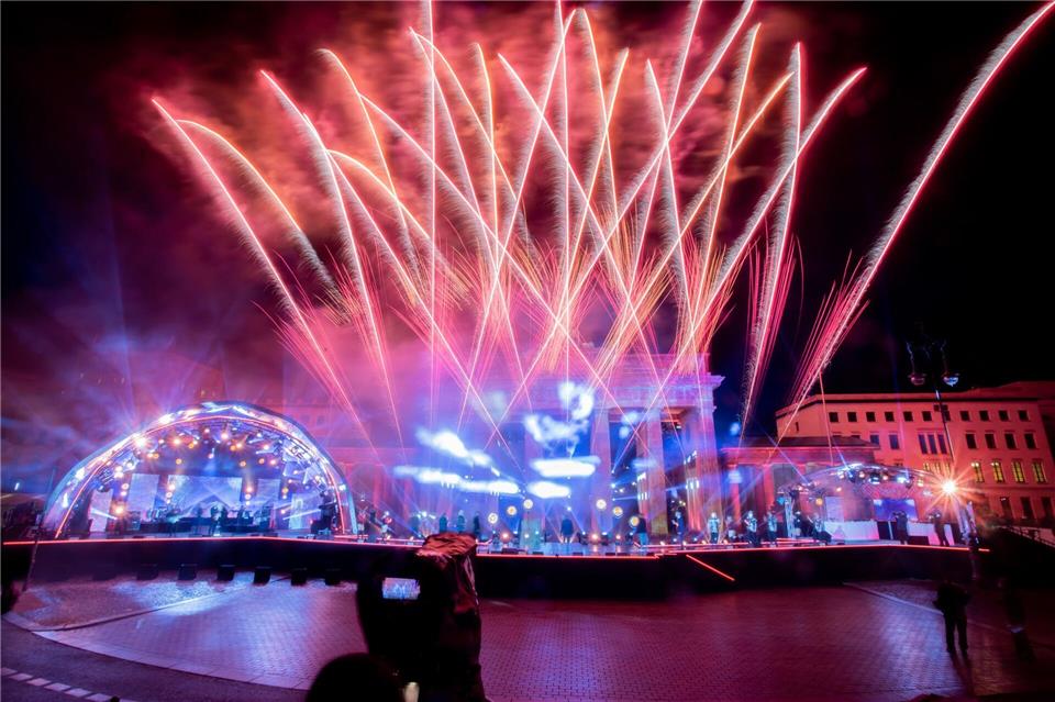 Ortswechsel: Die ZDF-Silvestershow findet in diesem Jahr nicht in Berlin, sondern in Hamburg statt. (Archivbild)Christoph Soeder/dpa
