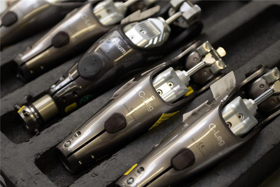 Ottobock ist weltweit für seine Prothesen bekannt. (Archivbild)Swen Pförtner/dpa