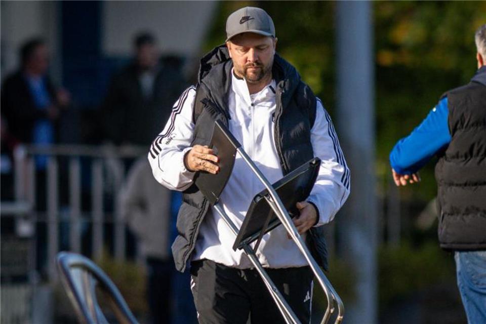 Packte erst vor gut einer Woche seine Siebensachen beim Bezirksligisten TuB Bocholt und klappt seinen Trainerstuhl nun beim Landesligisten Westfalia Gemen wieder auf: Georg Geers.