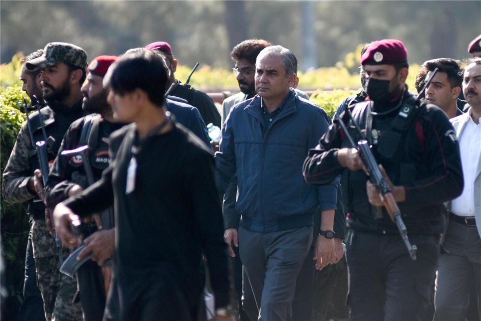 Pakistans Innenminister Mohsin Naqvi ist zu Gesprächen in Teheran eingetroffen. (Archivbild)W.K. Yousufzai/AP/dpa