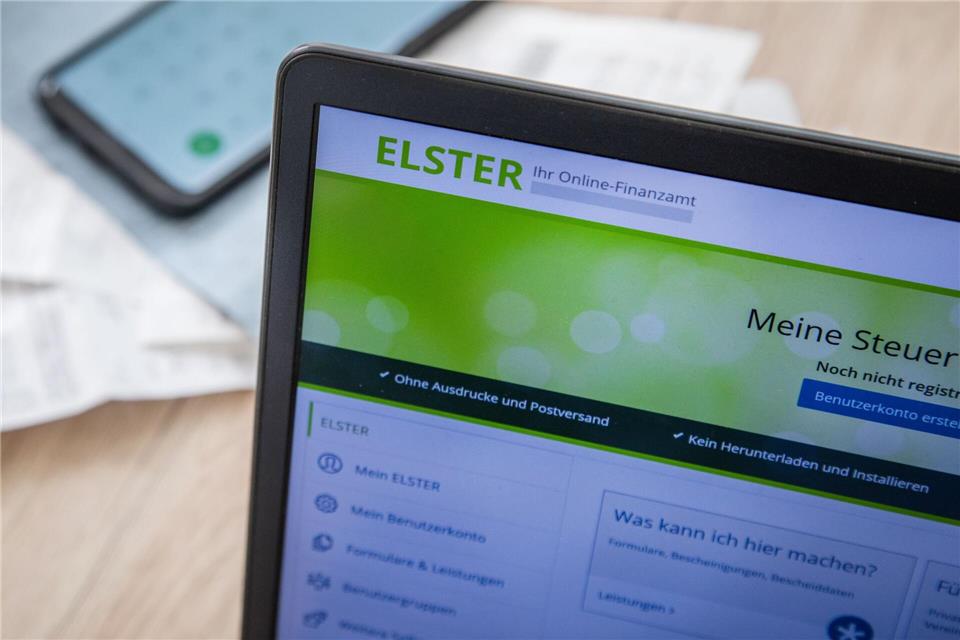 Papierkram nur noch auf Wunsch: Ab 2026 kommen Steuerbescheide standardmäßig digital.picture alliance/dpa/dpa-tmn