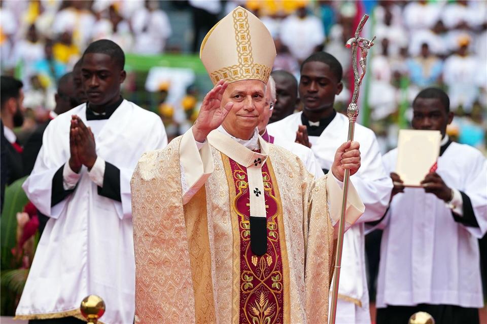 Papst Leo XIV. bei seiner letzten Messe in Afrika.Misper Apawu/AP/dpa