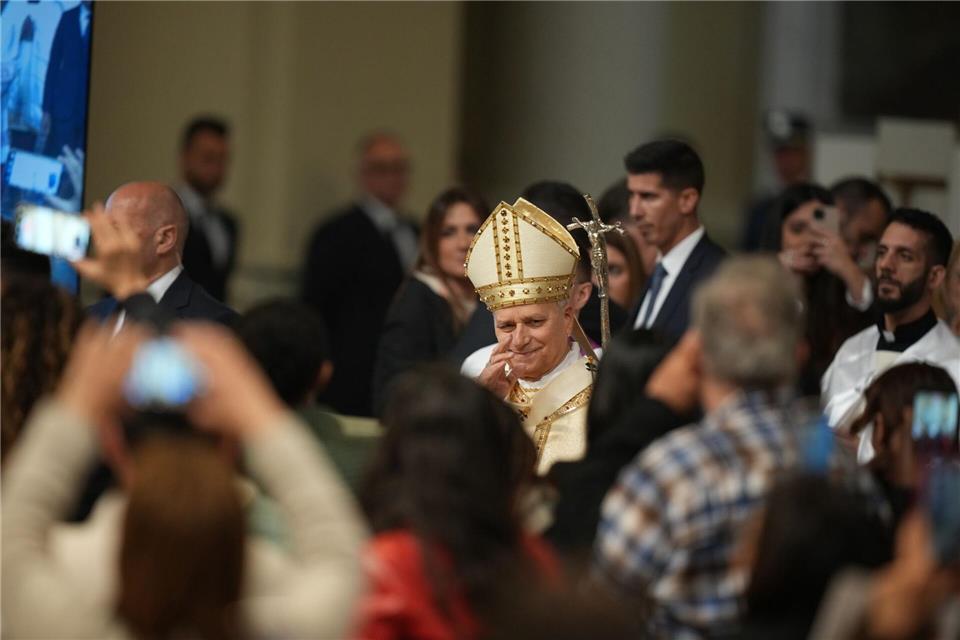 Papst Leo XIV. feiert die Messe am Gründonnerstag auch nicht mehr im Gefängnis wie der Vorgänger.Andrew Medichini/AP/dpa