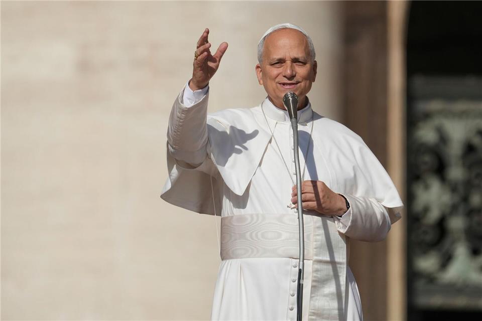 Papst spricht „Influencer Gottes“ heilig Papst Leo XIV. spricht erstmals jemanden heilig.Andrew Medichini/AP/dpa