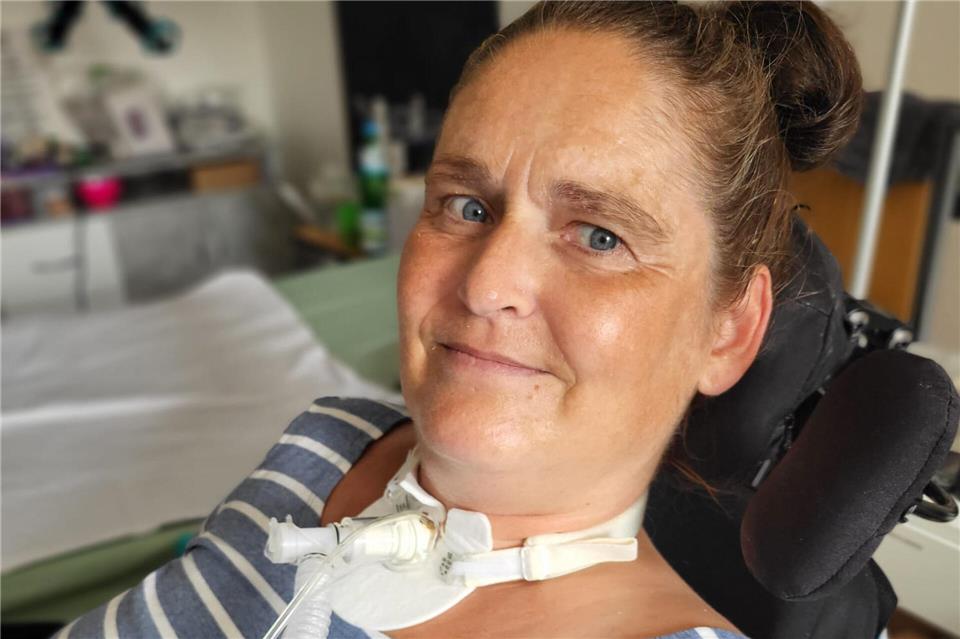 Patientinnen wie Anika benötigen eine Betreuung rund um die Uhr.