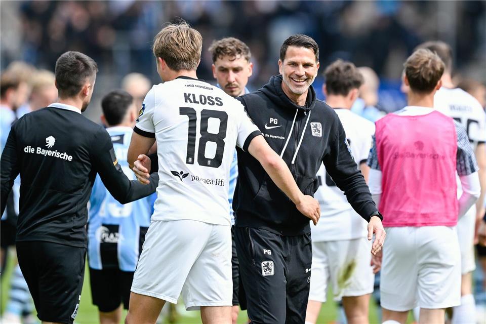 Patrick Glöckner kann auch gegen Aachen jubeln.Uwe Anspach/dpa