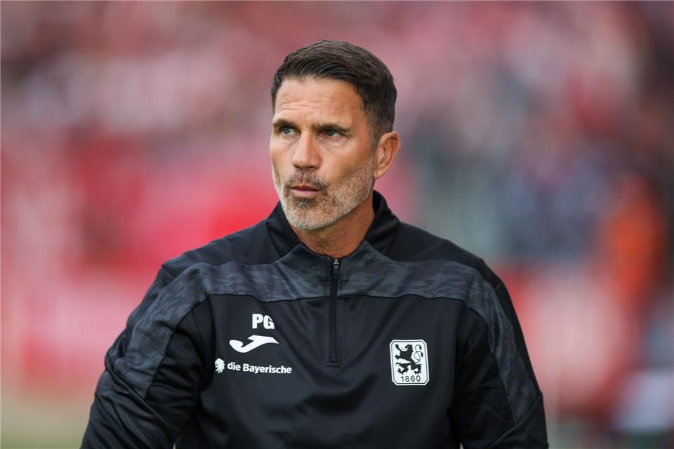 Patrick Glöckner will mit den „Löwen“ auch in Aachen punkten.Christoph Reichwein/dpa