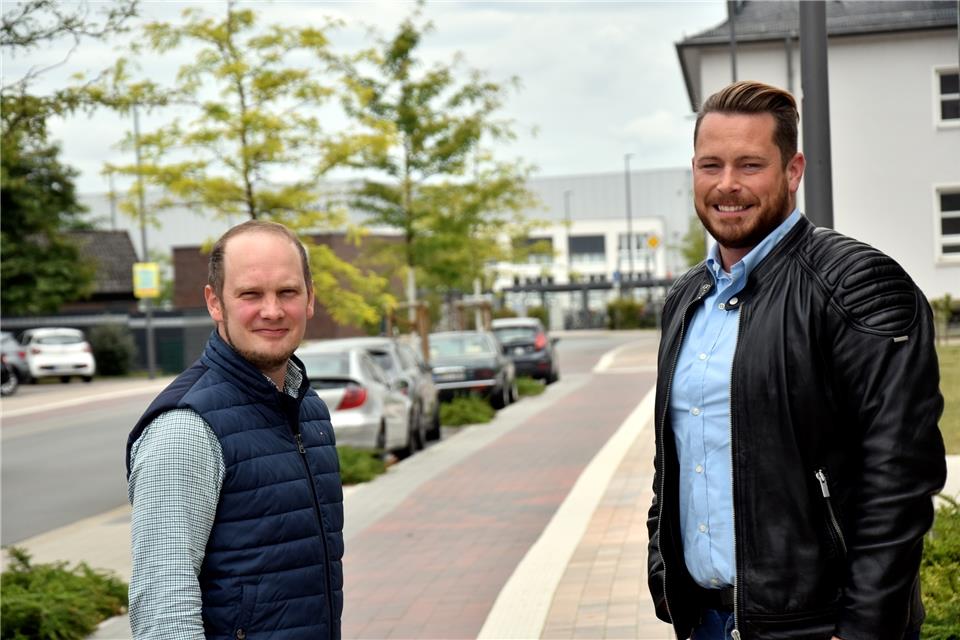 Patrick Lubjuhn (links) ist Vorsitzender des Rekener FDP-Ortsverbands, der bei der Kommunalwahl am 13. September zurück in den Gemeinderat möchte. Dennis Höpfner gehört zu den neuen Gesichtern bei den Liberalen in der Mühlengemeinde.