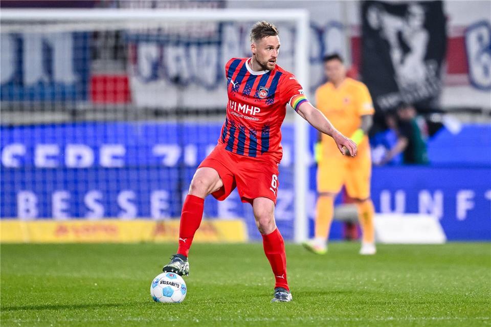 Patrick Mainka hätte das Spiel gerne für Kevin Müller gewonnen.Harry Langer/dpa
