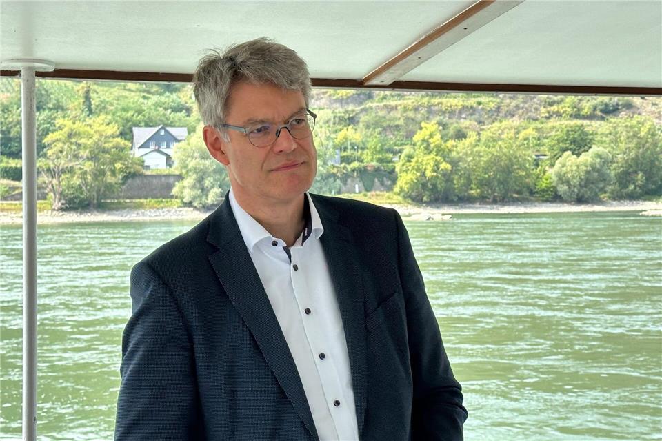 Patrick Schnieder findet, dass man in Kröv gut die Mosel und den Wein erleben kann.Andreas Hoenig/dpa