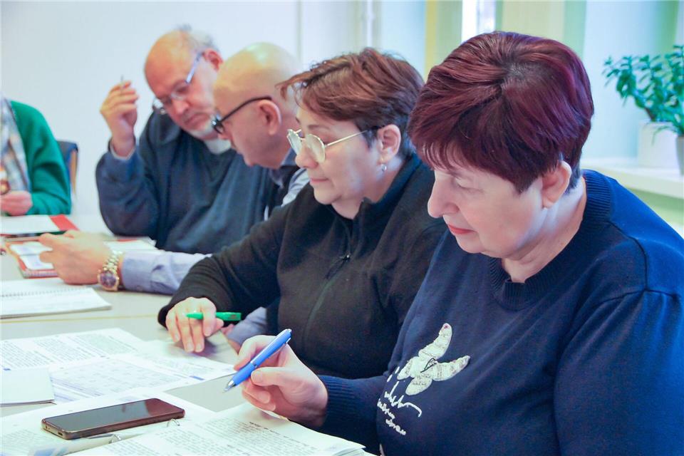 Pauken für die Integration: Ukrainer lernen Deutsch. (Archivbild)Anja Sokolow/dpa-Zentralbild/dpa