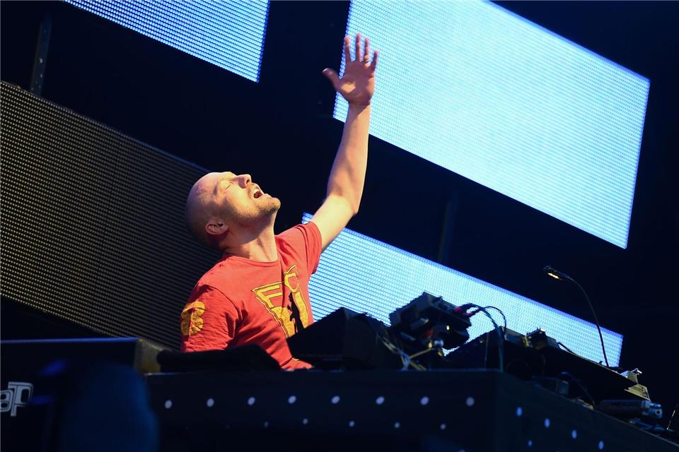 Paul Kalkbrenner legt wieder auf - dieses Mal vor historischer Kulisse. (Archivbild)picture alliance / dpa