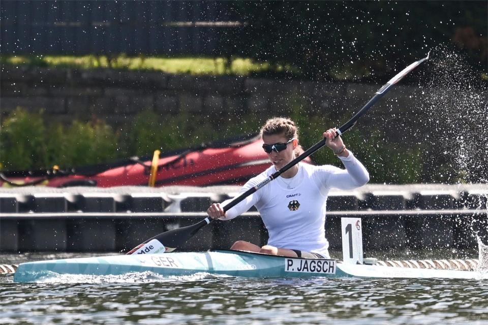 Pauline Jagsch fuhr sich im Kajakeiner zum WM-Titel. (Archivbild)David Inderlied/dpa