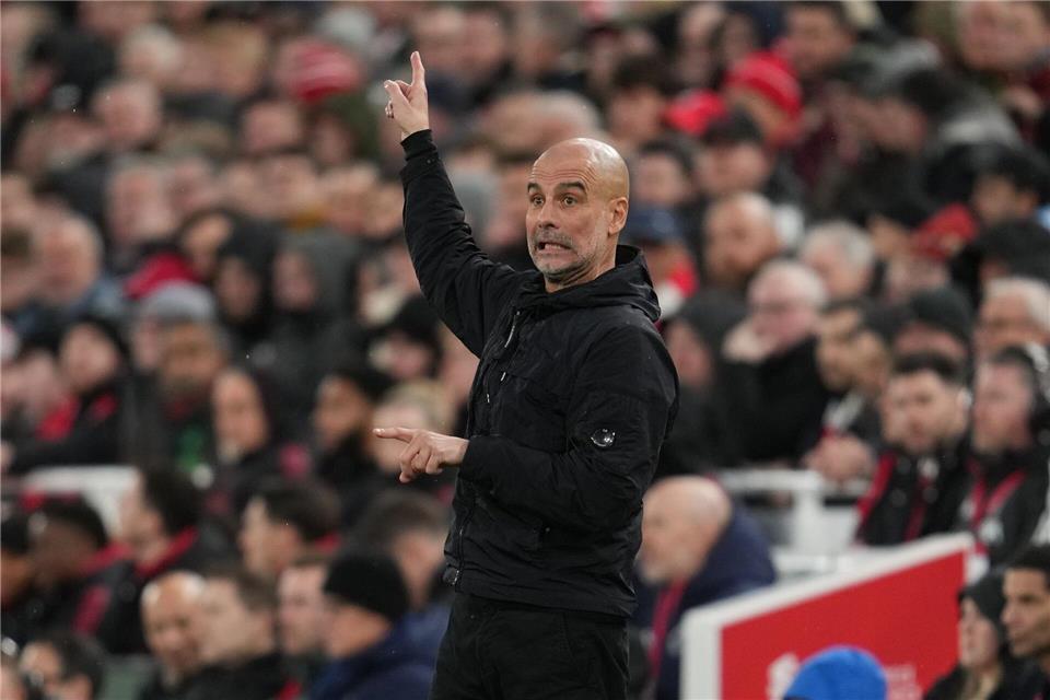 Pep Guardiola feiert einen späten Sieg mit Manchester City.Jon Super/AP/dpa
