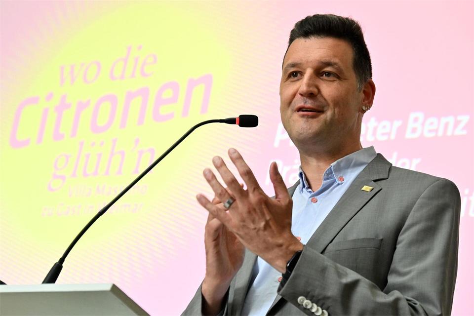 Peter Benz, Präsident der Bauhaus-Universität Weimar, wurde zum neuen Vorsitzenden der Thüringer Landespräsidentenkonferenz gewählt. (Archivbild)Martin Schutt/dpa