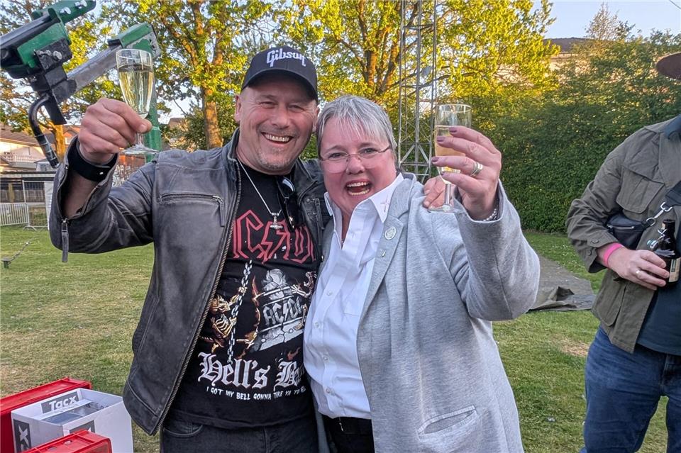 Petra Rieswick ist neue Schützenkönigin bei den Frauenschützen Münsterland. König ist Michael Passerschroer.