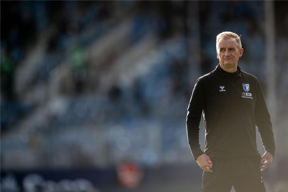 Petrik Sander und Pascal Ibold bleiben Trainer des 1. FC Magdeburg.Fabian Strauch/dpa