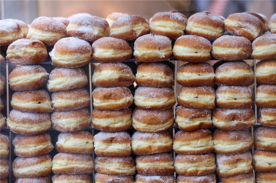 Pfannkuchen oder Berliner? (Symbolbild)Thomas Banneyer/dpa