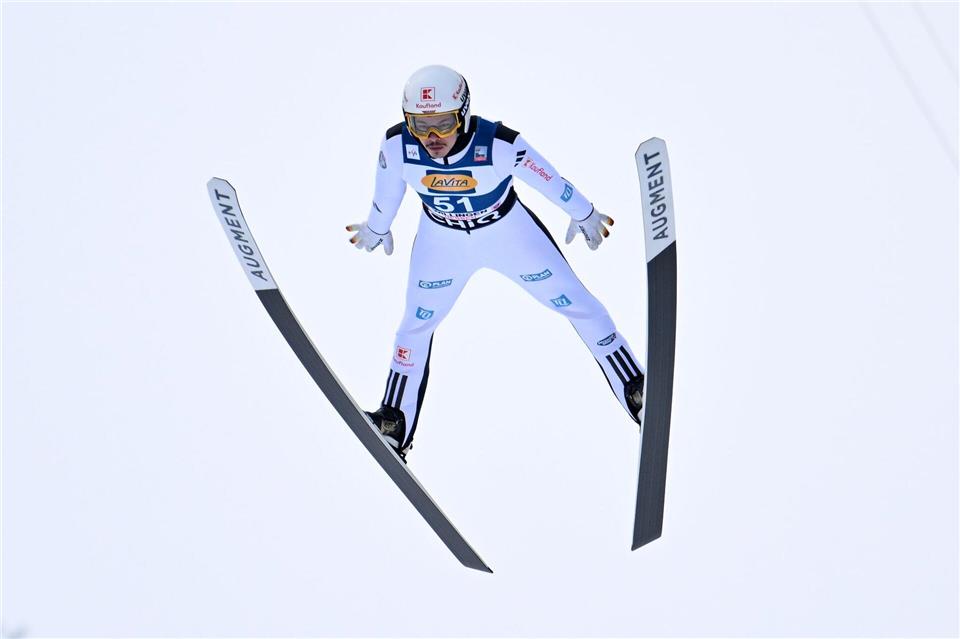 Philipp Raimund war zufrieden mit Platz zwei im Mixed-Team-Event in Willingen.Swen Pförtner/dpa