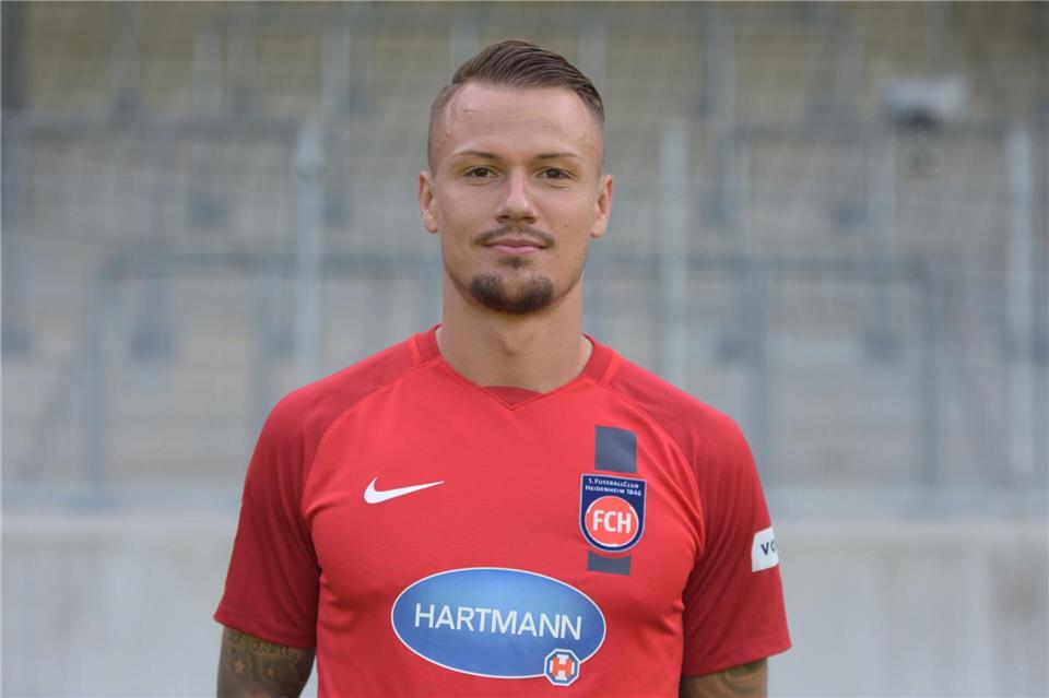 Philp (hier noch im Heidenheimer Trikot) verlässt die SpVgg Greuther Fürth. (Archivbild)picture alliance / Stefan Puchner/dpa