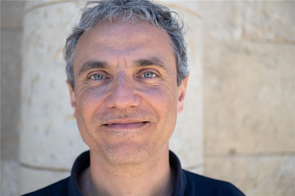 Pierre Cordier zählt zum Team der Leuchtturmwärter, die von April bis Oktober auch als Gästeführer agieren.Andreas Drouve/dpa-tmn
