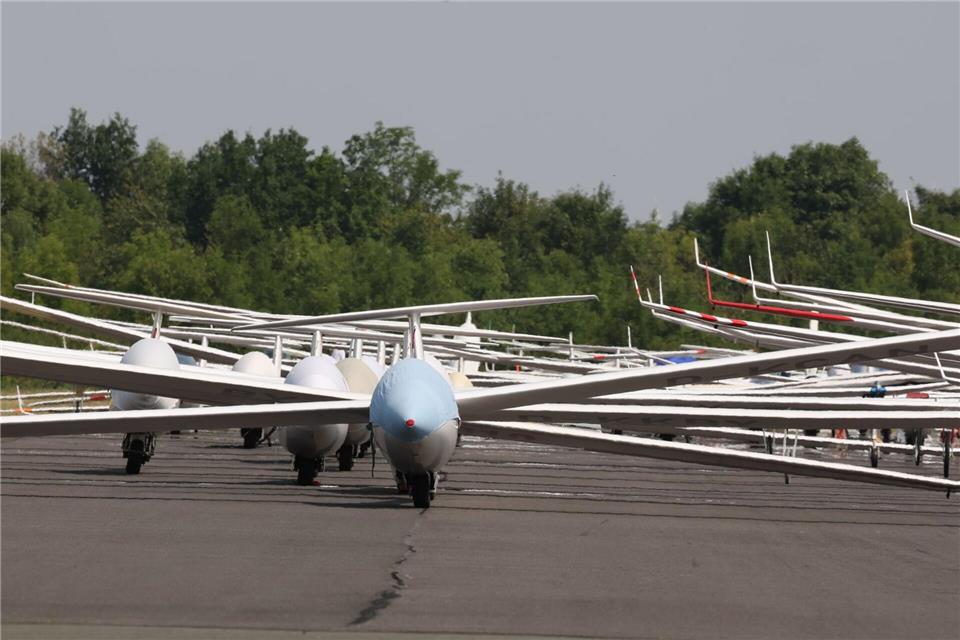 Pilotenausbildung ist in Thüringen möglich. Bodo Schackow/dpa
