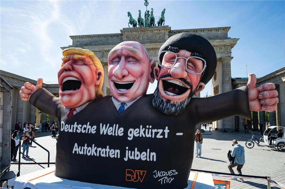 Plastik des Bildhauers Tilly.Fabian Sommer/dpa