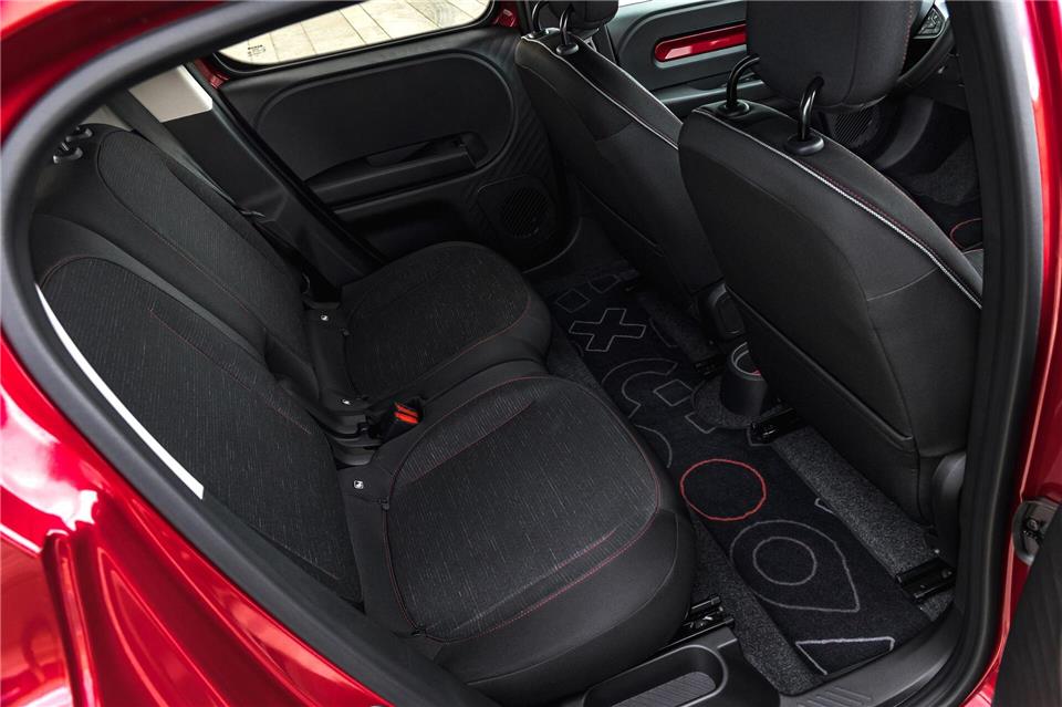 Platz da, dann ist Platz da: Denn wer das volle Gepäckvolumen ausnutzen will, sitzt hier nicht mehr so üppig - oder kann nicht zeitgleich so viel mitnehmen, doch die verschiebbaren Rücksitze bieten eben große Variabilität.Renault/dpa-tmn