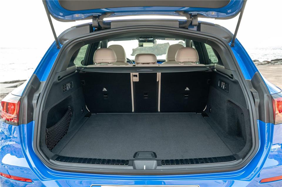 Platz da hinten! Das Kofferraumvolumen wird mit 570 bis 1.740 Liter angegeben.Mercedes-Benz AG/dpa-tmn