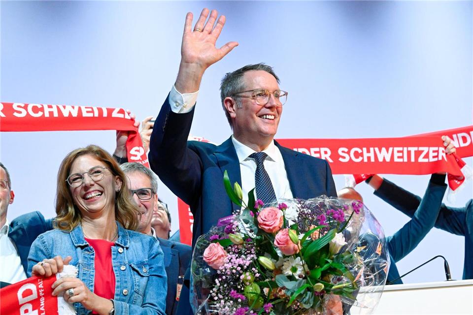Platz eins bei der Landtagswahl am 22. März ist das klare Ziel von Schweitzer. Uwe Anspach/dpa