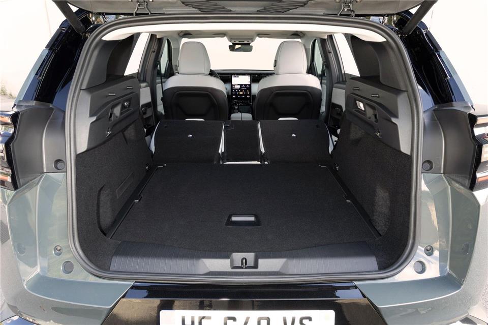 Neuer C5 Aircross: mehr Platz und Komfort zum Familienpreis Platz für Kind und Kegel: Bis zu 1.668 Liter Volumen schluckt der neue C5.Adrien Cortesi/Citroën/dpa-tmn
