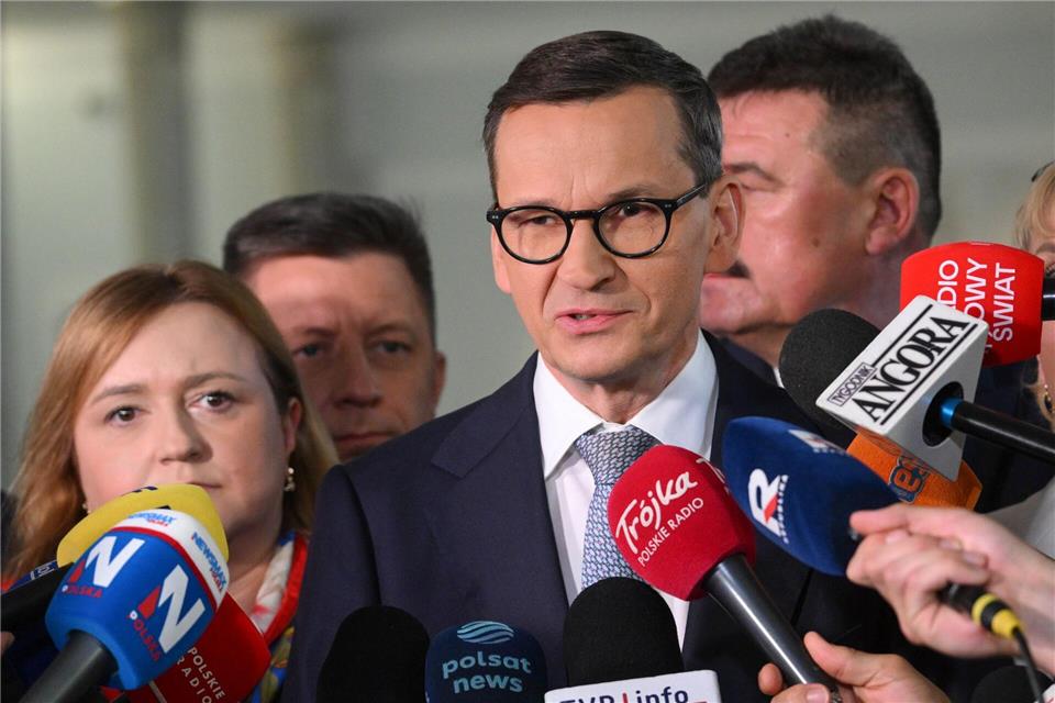 Polens Ex-Regierungschef Mateusz Morawiecki verlässt mit einer Gruppe von Abgeordneten die PiS. Radek Pietruszka/PAP/dpa