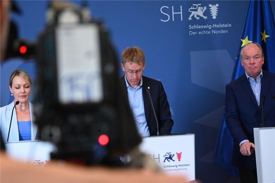 Politik, Wirtschaft und Gewerkschaften wollen den Wirtschaftsstandort Schleswig-Holstein gemeinsam stärken. Katrin Luxenburger/dpa
