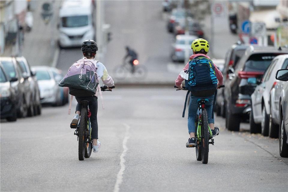 Polizeipräsidium Mittelfranken: Viele Kinder in der Stadt können nicht oder nicht ausreichend gut Radfahren. (Archivbild)Marijan Murat/dpa