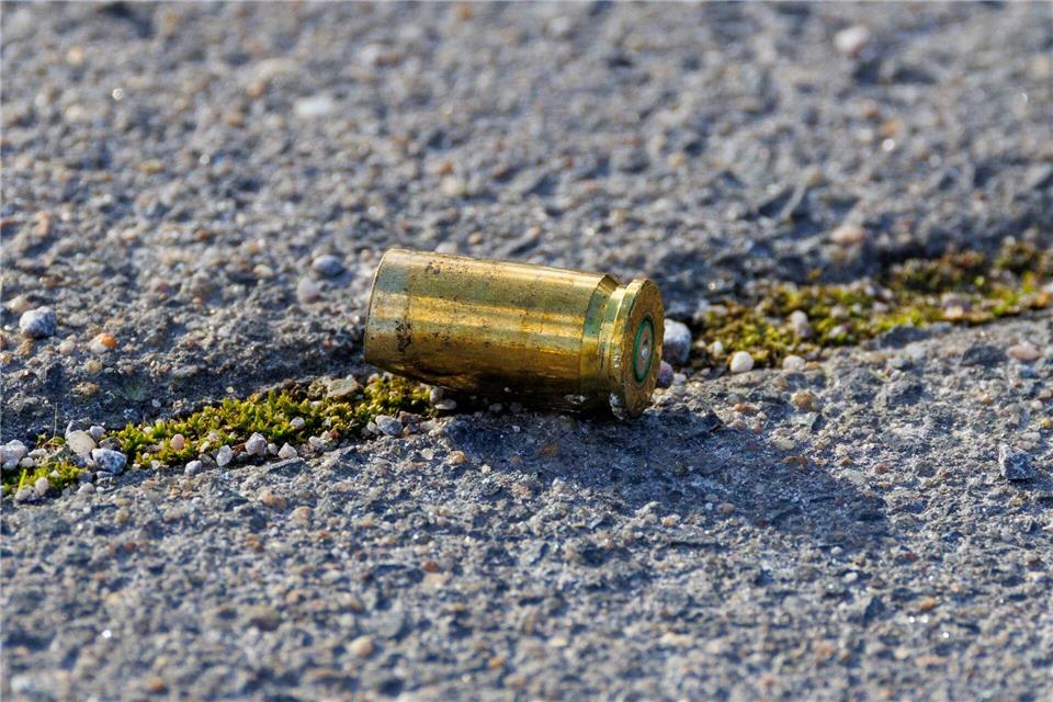 Polizisten schossen auf das Auto der flüchtenden Münzräuber (Archivbild) Christoph Reichwein/dpa